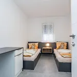 Spanic 1 By Interhome Apartamento