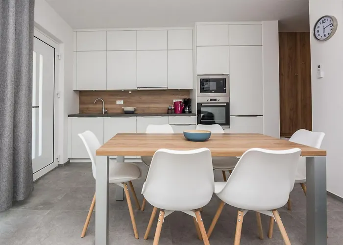 Apartman Spanic 1 By Interhome *